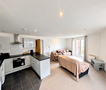 2 bedroom apartment to rent - Photo 3