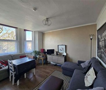 Oakley Lodge, Brownhill Road, London, SE6 - Photo 2