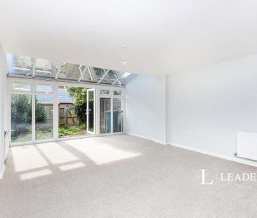 4 bedroom townhouse to rent - Photo 1
