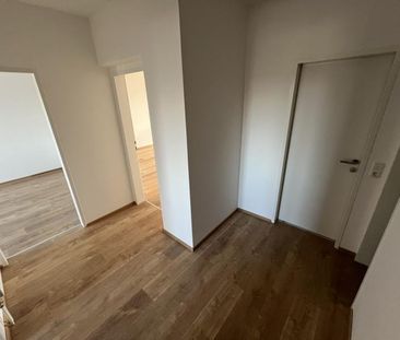 3-Raum-Wohnung mit Balkon und Tiefgarage im Stadtteil Ennsleiten - ... - Foto 6