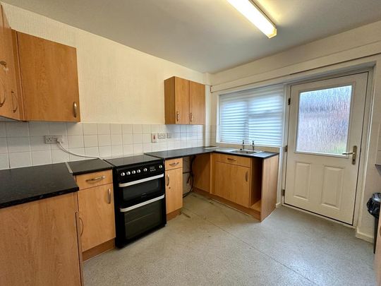 3 bedroom terraced house to rent - Photo 1