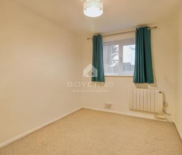 2 bedroom maisonette to rent - Photo 2