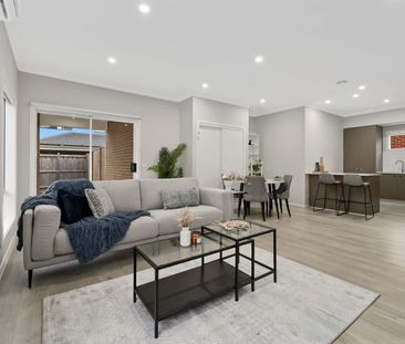 Beautifully Presented 3-Bedroom Family Home in Clyde North!! - Photo 2