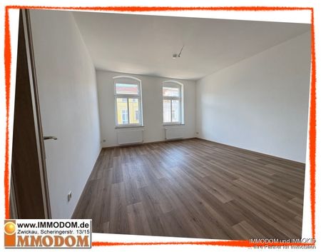 2-Zimmer-Wohnung, NEU RENOVIERT, zu vermieten! Garage bzw. PKW-Stellplatz im Hof möglich - Photo 2