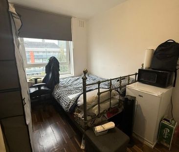 Room in a Shared House, Newmill House, E3 - Photo 1