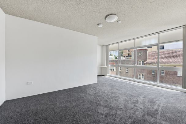 40/41 Roslyn Garden, Elizabeth Bay NSW 2011 - Apartment For Rent | Domain - Photo 1