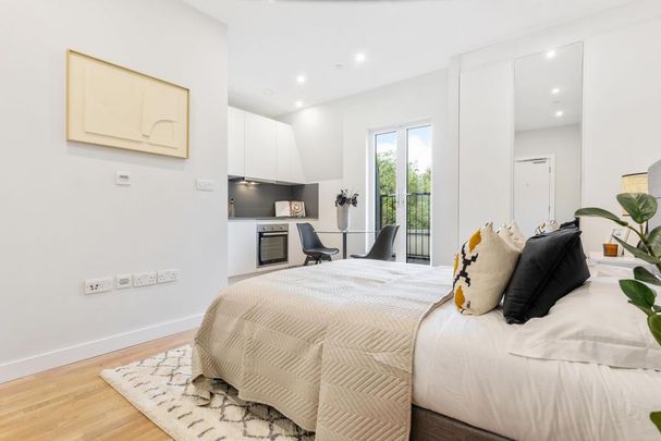 Flat to rent - Photo 1