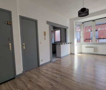 Location Appartement 2 pièces 42m² - Photo 1