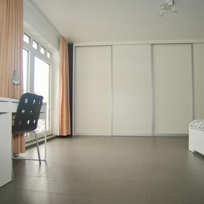 Gemütlich am Rhein – Vollmöblierte Wohnung mit Blick ins Grüne! - Photo 1