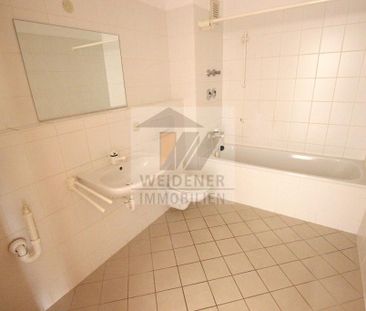 Bestlage! Tolle 3-Raum Wohnung mit Balkon, Aufzug & EBK in Untermha... - Photo 2