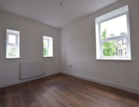 1 Bedroom Apartment To Let - Photo 5