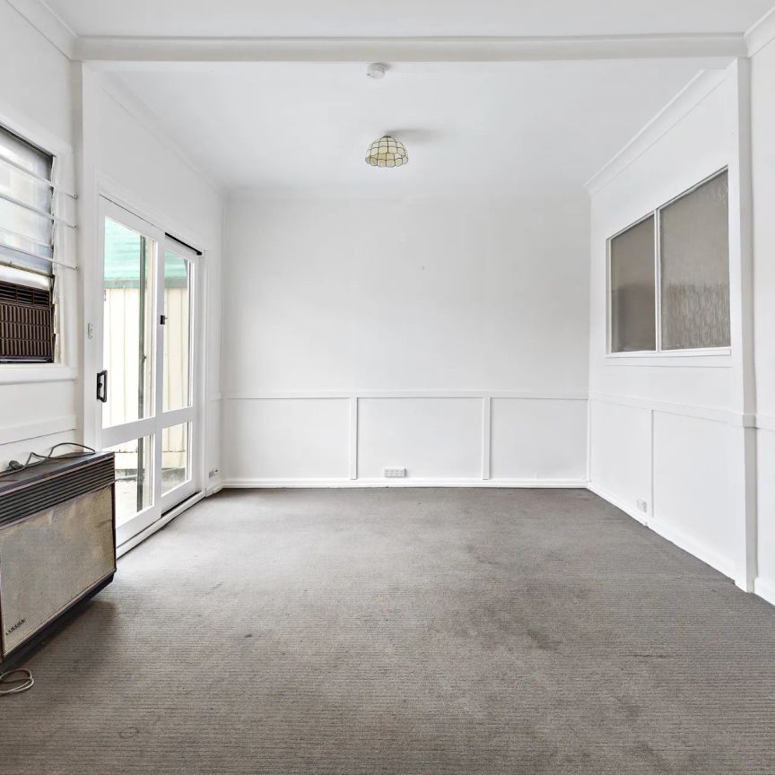 Charming Inner-City Living in the Heart of Richmond - Photo 1