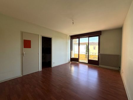 Location Appartement 2 pièces 40m² - Photo 2