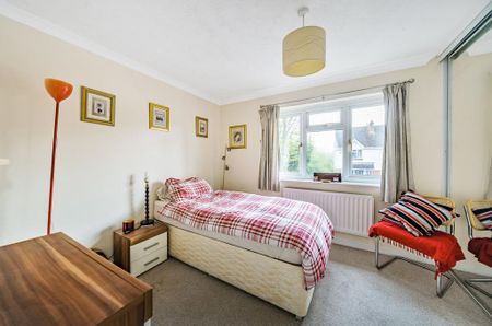 2 bedroom end of terrace house to rent - Photo 5