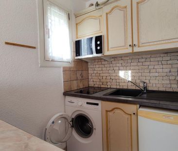 Location Appartement 2 pièces Meublé 31m² LE LAVANDOU 83980 - Photo 5