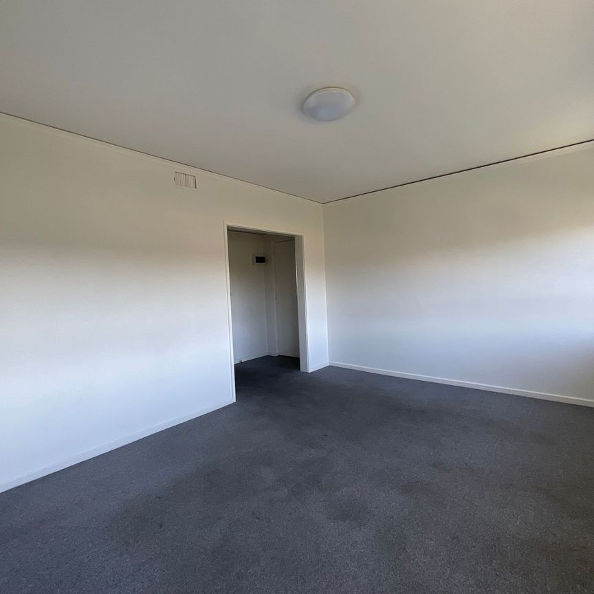 Two Bedroom Apartment in Prime Location&excl; - Photo 1