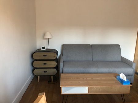 2 pièces - Meublé - 36,61 m² - 6ème étage - Colocation non autorisée - Photo 3