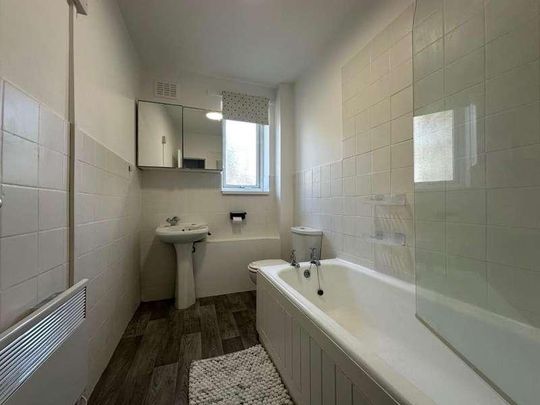 Oxhay View, Newcastle, ST5 - Photo 1