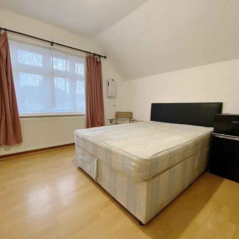 House share to rent - Photo 1