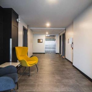Superbe appartement 1 chambre - Photo 2