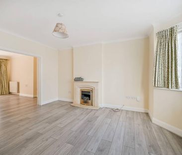 4 bedroom detached house to rent - Photo 1