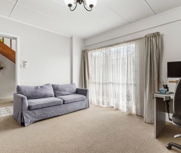 Renovated & Elevated - Expansive Living - Photo 6