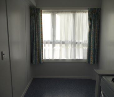 Cosy 1 bedroom in Upper Hutt CBD - Photo 5