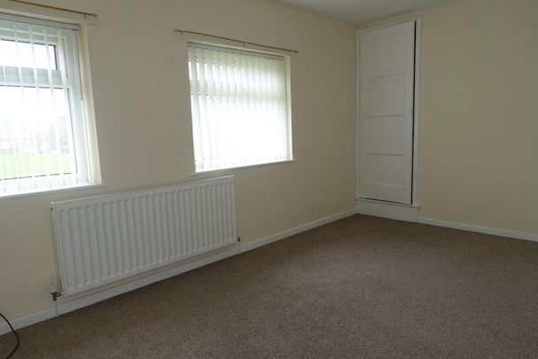 2 bedroom semi-detached house to rent - Photo 1