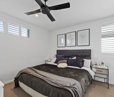 Modern & Stylish Apartment in Private Setting - Photo 3