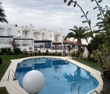 Alquiler de chalet adosado en Calle Embrujo, 1 - Foto 6