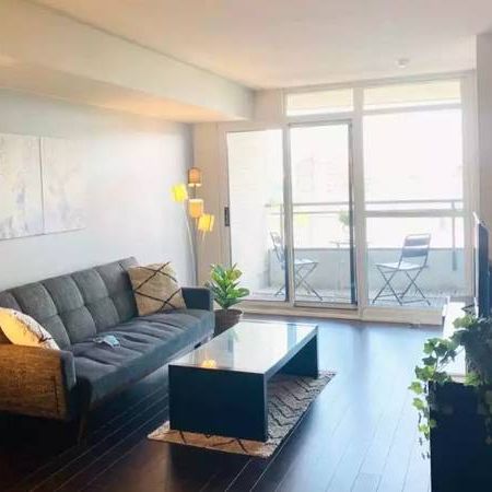 Furnished Condo Rental - Spacious 1 Bed + Den, City Views - Photo 4