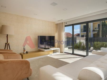 Moradia T4 em Lisboa - Photo 3