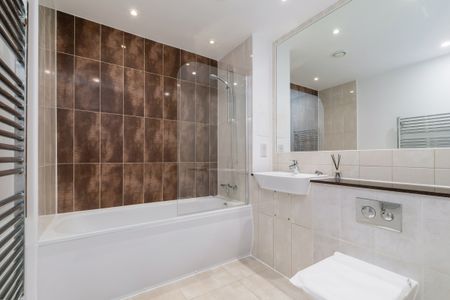 3 bedroom apartment to rent - Photo 2