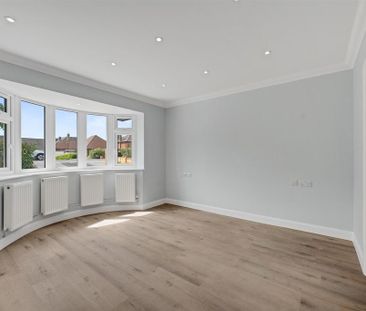 3 bedroom detached bungalow to rent - Photo 2