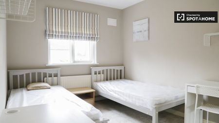 Bed for rent in 4-bedroom house, Stoneybatter, Dublin - Photo 2