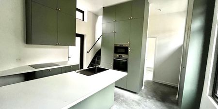 Huis te huur in Gent voor € 1.500 met 3 slaapkamers - Photo 3