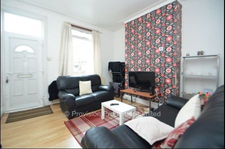 4 Bedroom Student Houses Hyde Park Leeds - Photo 2