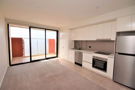 Unit 11/131 Glen Eira Road, - Photo 2