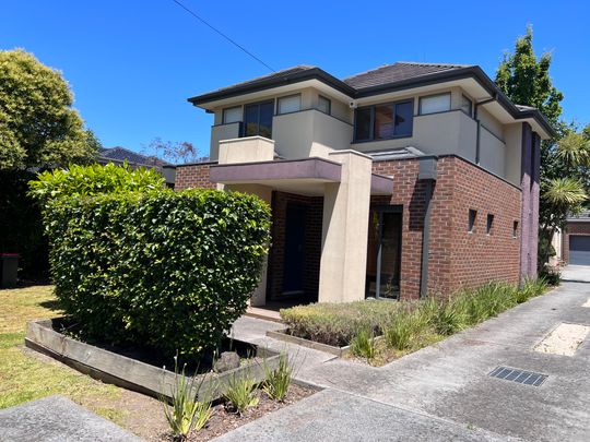 12A Morshead Avenue, Mount Waverley VIC 3149 - Photo 1
