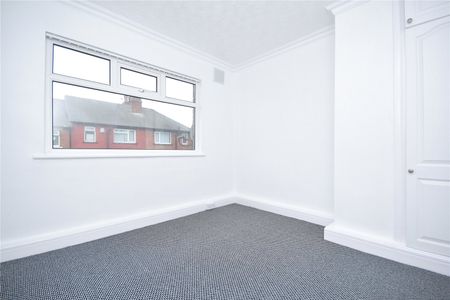 18, Penrith Grove, Leeds, West Yorkshire, LS12 4LY - Photo 2