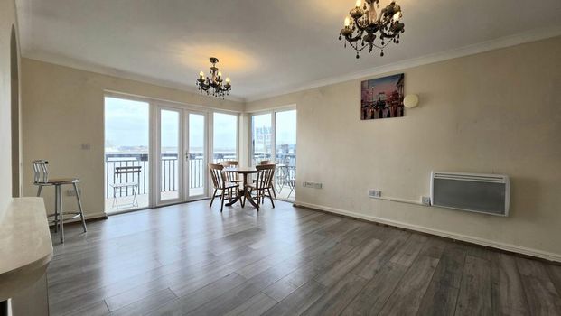 3 bedroom apartment to rent - Photo 1