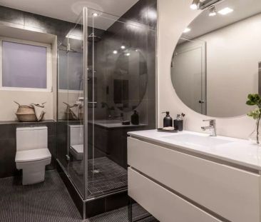 3-bedroom apartment for rent in Recoletos, Madrid, perfect for professionals - Photo 5