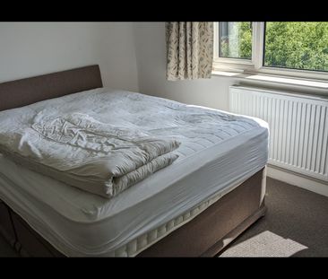 3 Bed Terraced House, Kenya Road, SE7 - Photo 6