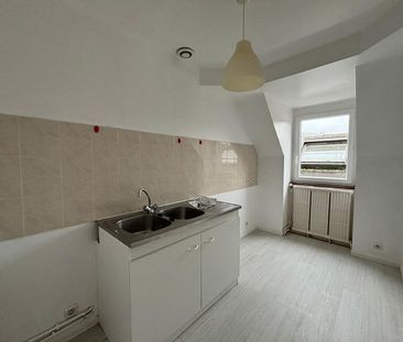 Location Appartement 2 pièces 27m² - Photo 2