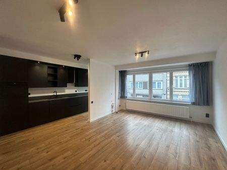 Te Huur 2 slaapkamers Oostende Zwaluwenstraat 122 - Foto 4