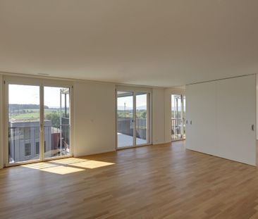 Luminous apartment in the beautiful new building Ankenbüel! - Photo 2