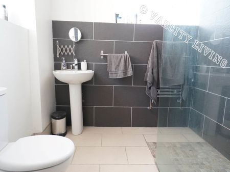 Flat 1, Seion Chapel Ambrose Street - Photo 2