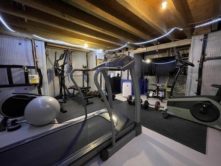 6 bedroom detached house to rent - Photo 3