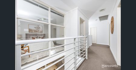 Fresh, Light-Filled Coastal Living - Photo 3