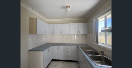 THREE BEDROOM HOME - Photo 4